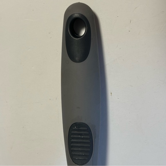 Betty Crocker 5 Pc Set Kitchen utensils spatula’s salad tongs  basting brush - Picture 6 of 15